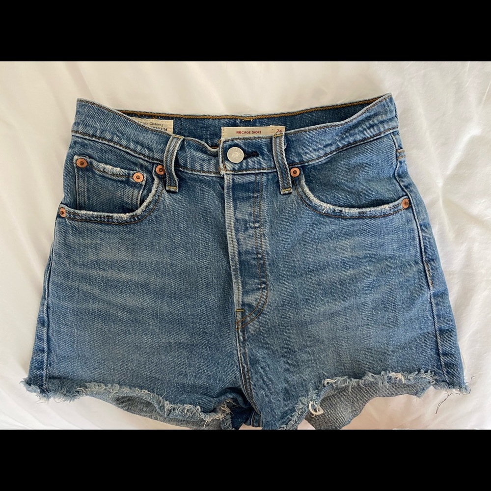 Levi Ribcage short (blue denim) size 26